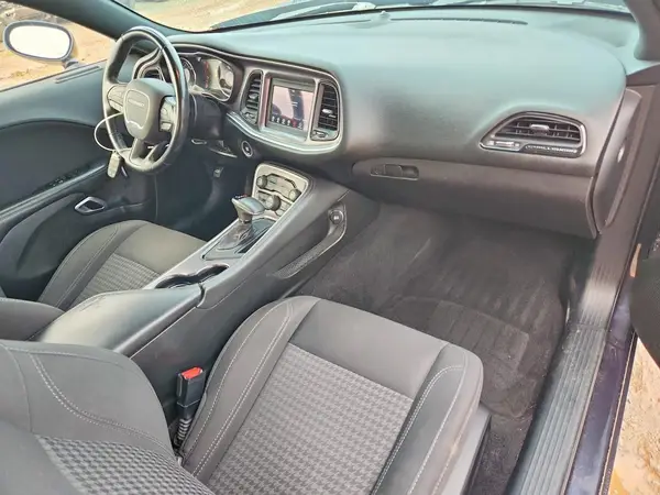 2C3CDZAG8KH674241 2019 DODGE CHALLENGER - Image 8