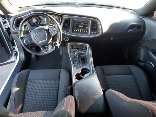 2C3CDZAG8KH680086 2019 DODGE CHALLENGER - Image 8