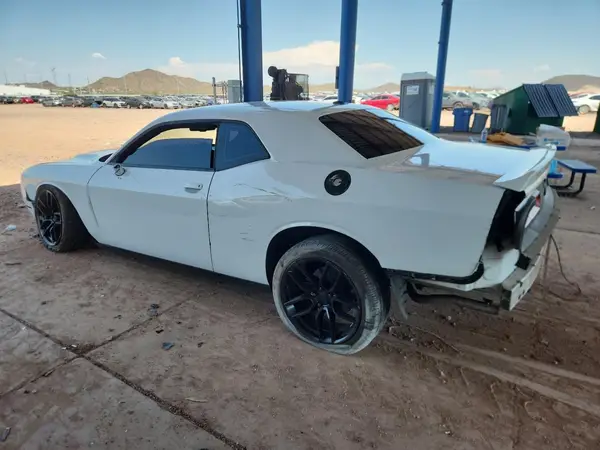 2C3CDZAG8KH687653 2019 DODGE CHALLENGER - Image 2
