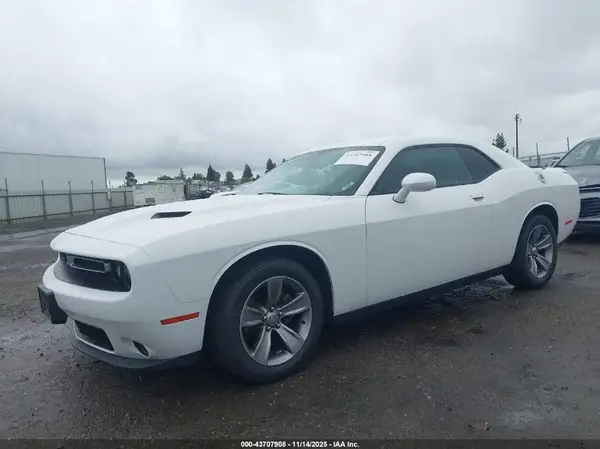 2C3CDZAG8KH691217 2019 DODGE CHALLENGER - Image 2