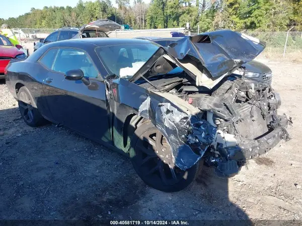 2C3CDZAG8KH717122 2019 DODGE CHALLENGER - Image 1