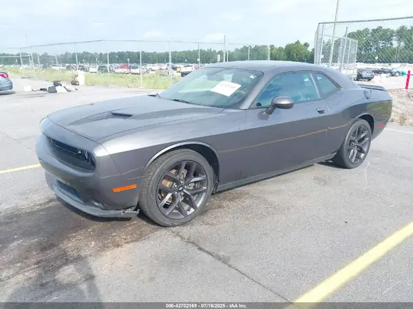 2C3CDZAG8KH735653 2019 DODGE CHALLENGER - Image 2