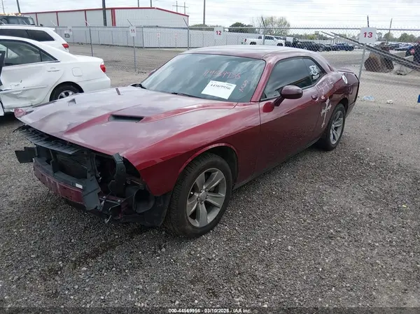 2C3CDZAG8KH744580 2019 DODGE CHALLENGER - Image 2
