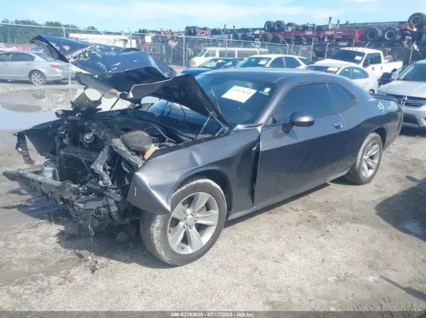 2C3CDZAG8KH752288 2019 DODGE CHALLENGER - Image 2