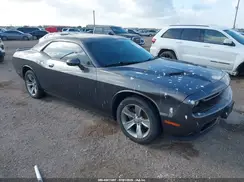 2C3CDZAG8KH758432 2019 DODGE CHALLENGER