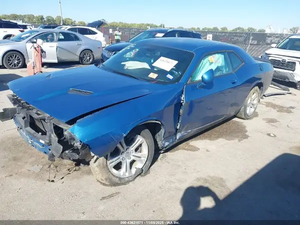 2C3CDZAG8LH182598 2020 DODGE CHALLENGER - Image 2