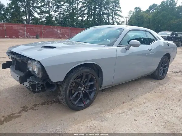 2C3CDZAG8MH509759 2021 DODGE CHALLENGER - Image 2