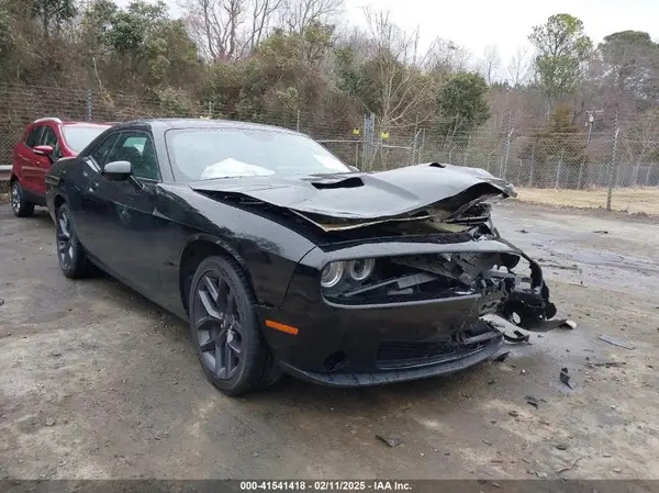 2C3CDZAG8MH586826 2021 DODGE CHALLENGER - Image 1