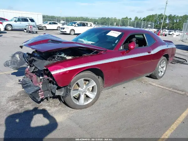 2C3CDZAG8MH610560 2021 DODGE CHALLENGER - Image 2