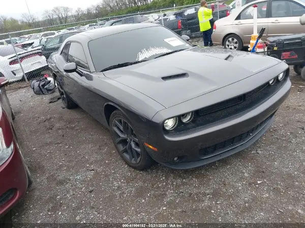 2C3CDZAG8NH148969 2022 DODGE CHALLENGER - Image 1