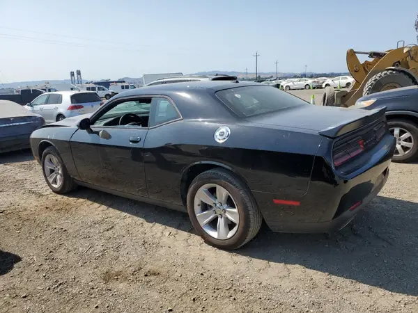 2C3CDZAG8PH526484 2023 DODGE CHALLENGER - Image 2