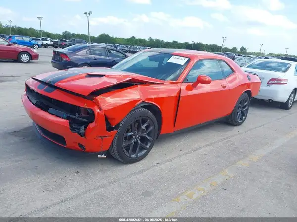 2C3CDZAG8PH600289 2023 DODGE CHALLENGER - Image 2