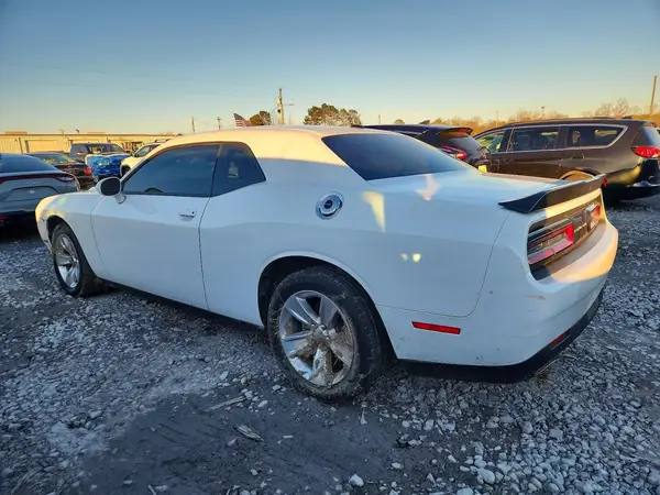 2C3CDZAG8PH669998 2023 DODGE CHALLENGER - Image 2