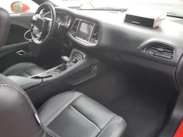 2C3CDZAG8PH693346 2023 DODGE CHALLENGER - Image 8