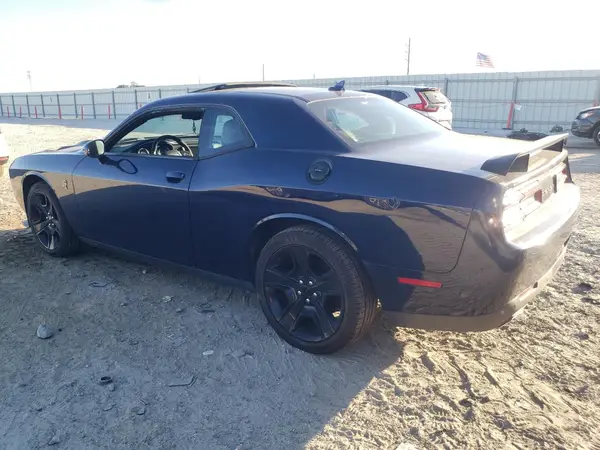 2C3CDZAG9GH131813 2016 DODGE CHALLENGER - Image 2