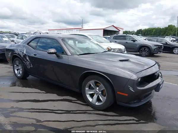 2C3CDZAG9GH137577 2016 DODGE CHALLENGER - Image 1