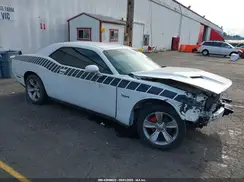 2C3CDZAG9GH225612 2016 DODGE CHALLENGER