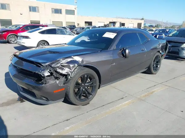 2C3CDZAG9GH256410 2016 DODGE CHALLENGER - Image 2