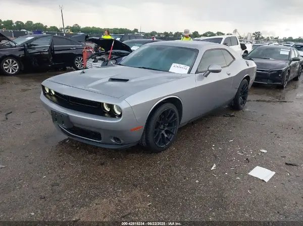 2C3CDZAG9GH288211 2016 DODGE CHALLENGER - Image 2