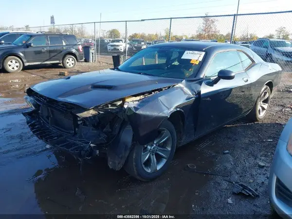 2C3CDZAG9GH290136 2016 DODGE CHALLENGER - Image 2