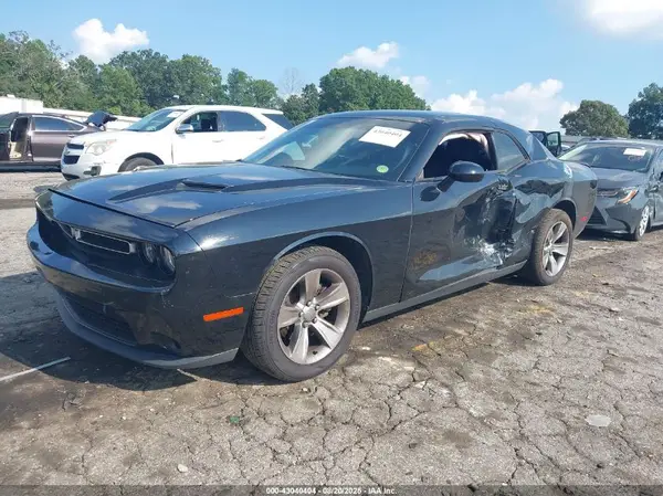 2C3CDZAG9GH300549 2016 DODGE CHALLENGER - Image 2