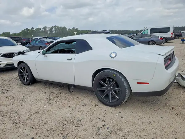 2C3CDZAG9GH325788 2016 DODGE CHALLENGER - Image 2