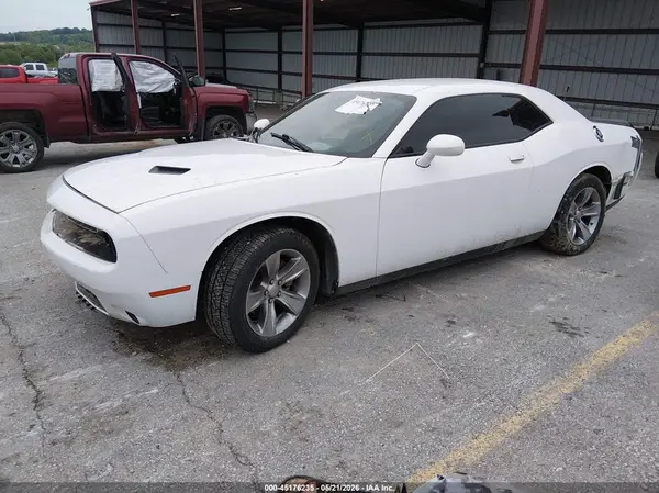 2C3CDZAG9GH352747 2016 DODGE CHALLENGER - Image 2