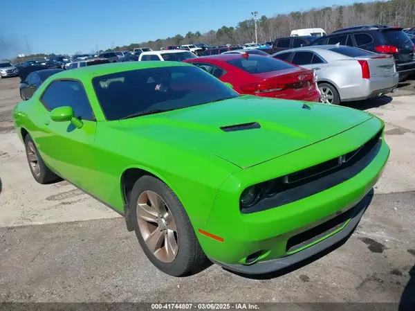 2C3CDZAG9HH558717 2017 DODGE CHALLENGER - Image 1