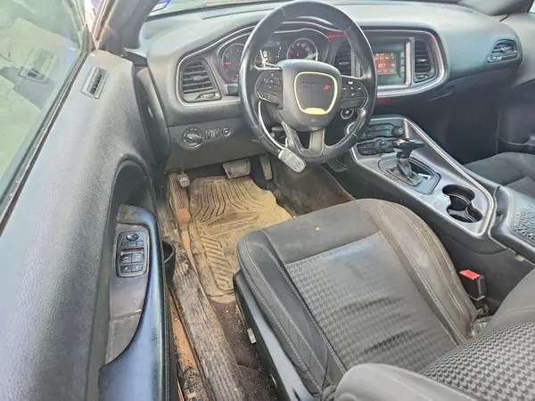 2C3CDZAG9HH561228 2017 DODGE CHALLENGER - Image 8