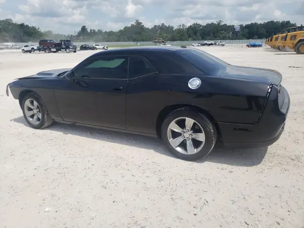 2C3CDZAG9HH561231 2017 DODGE CHALLENGER - Image 2