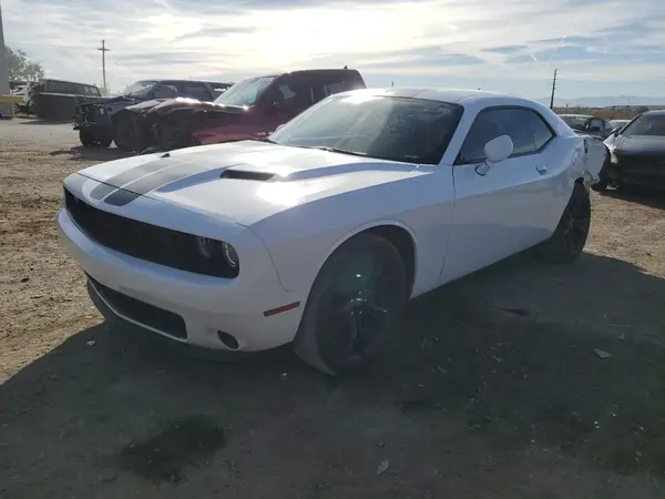 2C3CDZAG9HH572942 2017 DODGE CHALLENGER - Image 1