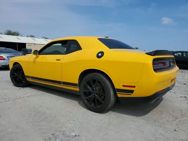 2C3CDZAG9HH580779 2017 DODGE CHALLENGER - Image 2