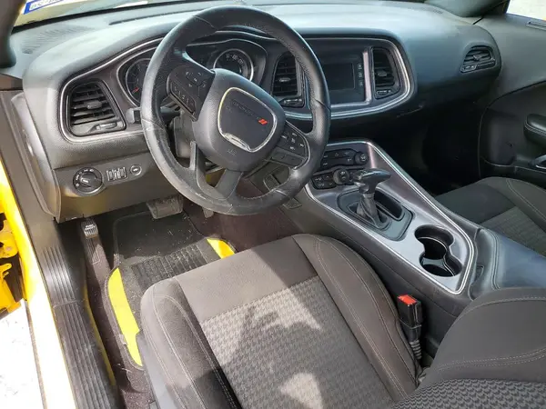 2C3CDZAG9HH580779 2017 DODGE CHALLENGER - Image 8