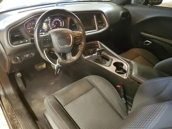 2C3CDZAG9HH583181 2017 DODGE CHALLENGER - Image 8