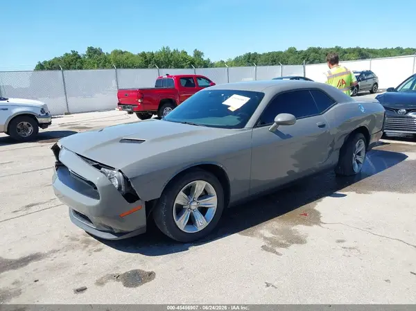 2C3CDZAG9HH594259 2017 DODGE CHALLENGER - Image 2