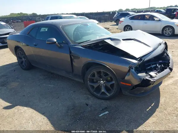 2C3CDZAG9HH613490 2017 DODGE CHALLENGER - Image 1