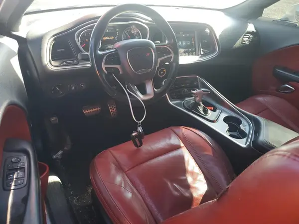 2C3CDZAG9HH633285 2017 DODGE CHALLENGER - Image 8