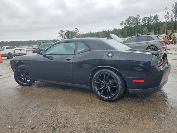 2C3CDZAG9JH124173 2018 DODGE CHALLENGER - Image 2