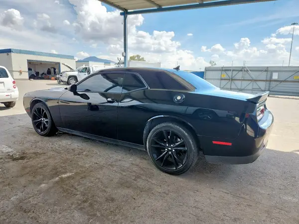 2C3CDZAG9JH155097 2018 DODGE CHALLENGER - Image 2