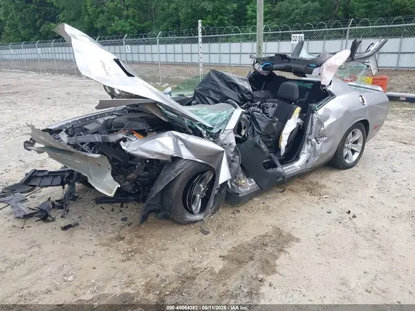 2C3CDZAG9JH205027 2018 DODGE CHALLENGER - Image 2