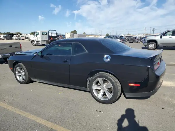 2C3CDZAG9JH215198 2018 DODGE CHALLENGER - Image 2
