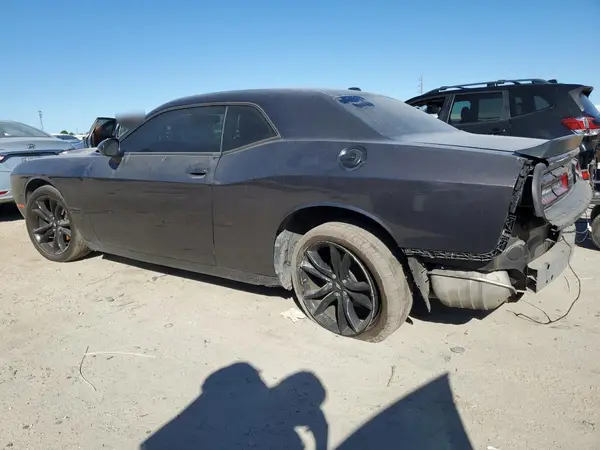 2C3CDZAG9JH216934 2018 DODGE CHALLENGER - Image 2
