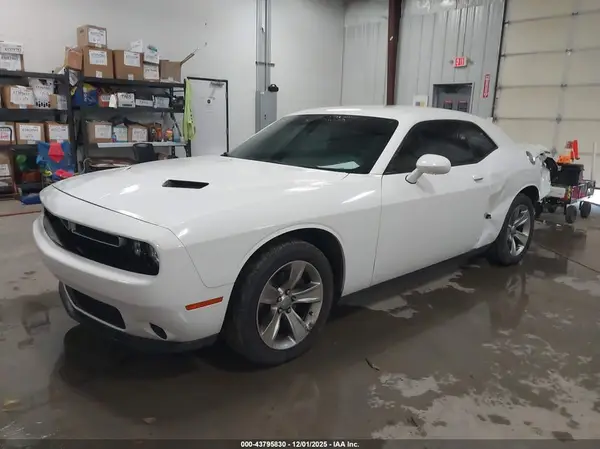2C3CDZAG9JH229795 2018 DODGE CHALLENGER - Image 2