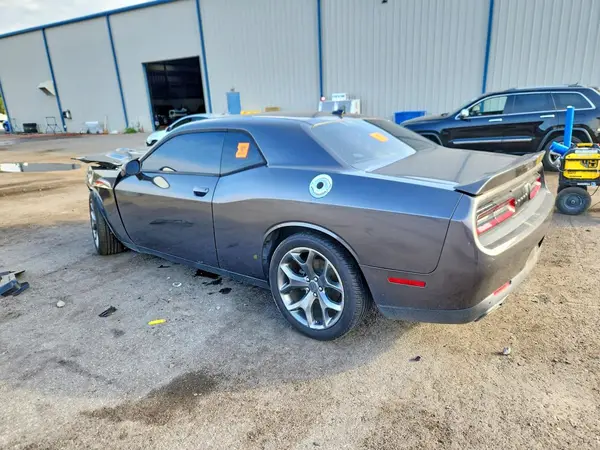 2C3CDZAG9JH232843 2018 DODGE CHALLENGER - Image 2