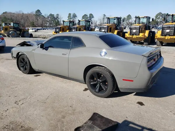 2C3CDZAG9JH241901 2018 DODGE CHALLENGER - Image 2