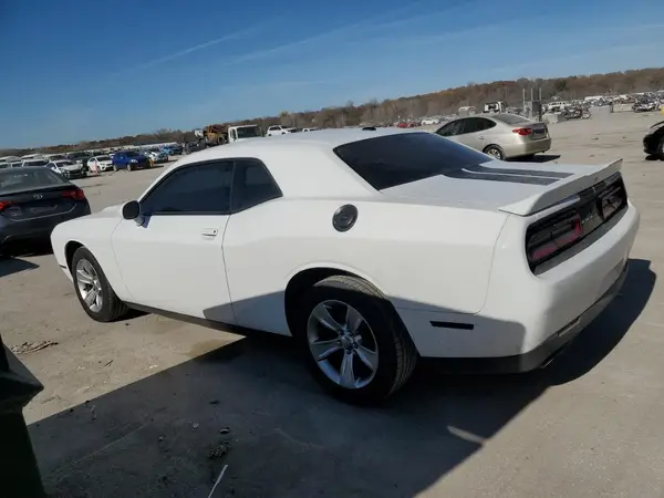 2C3CDZAG9JH242675 2018 DODGE CHALLENGER - Image 2