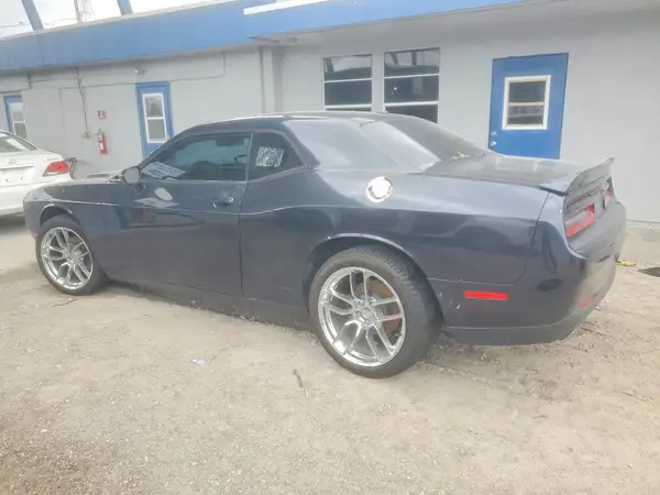 2C3CDZAG9JH245415 2018 DODGE CHALLENGER - Image 2