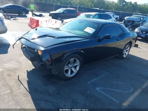 2C3CDZAG9JH245513 2018 DODGE CHALLENGER - Image 2