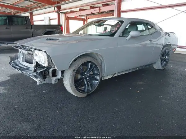 2C3CDZAG9JH305189 2018 DODGE CHALLENGER - Image 2