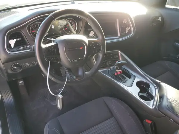 2C3CDZAG9JH317536 2018 DODGE CHALLENGER - Image 8